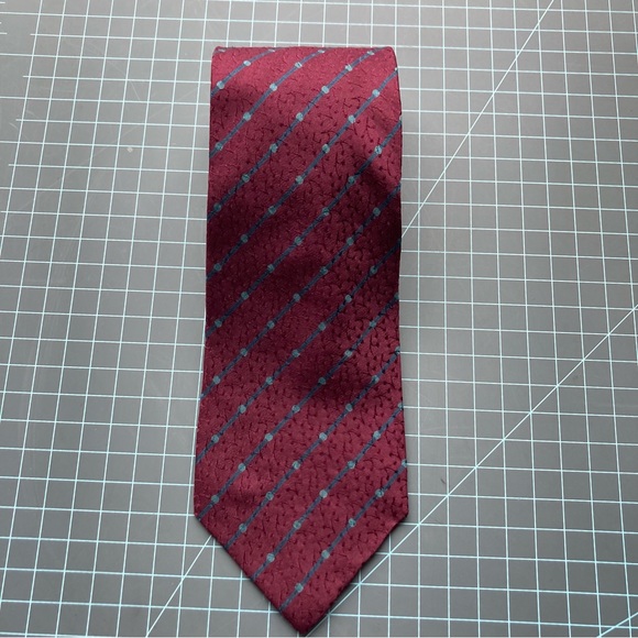 Giorgio Armani Cravatte Silk Tie - Picture 5 of 5
